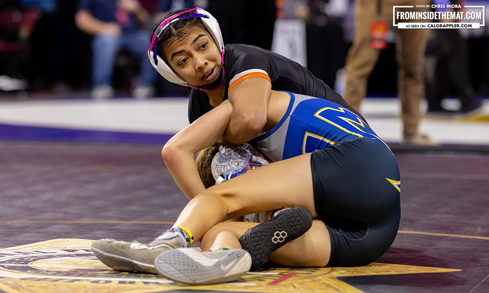 111 lbs Round Of 16 - Amaya Yoshizumi, Bella Vista (SJ) vs Keira Nartatez,  Pioneer Valley (CS)